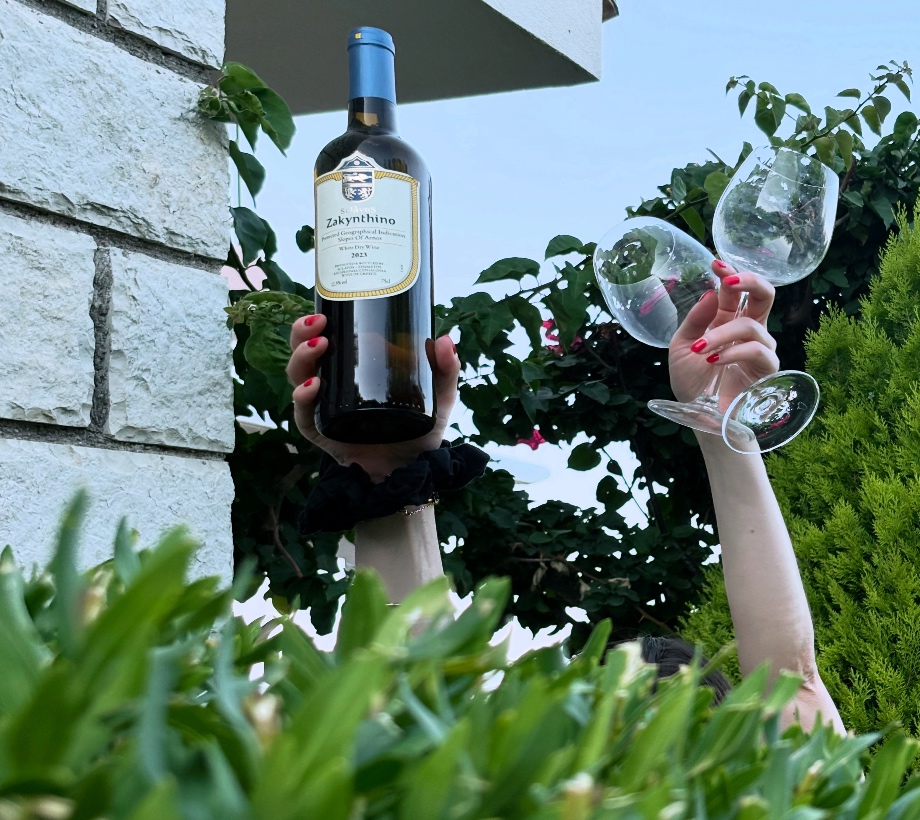 winewhere photo of bottle and glasses